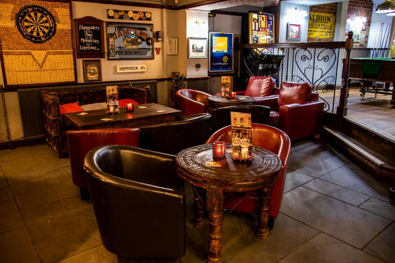 The Vintage Inn Веллингтон Экстерьер фото